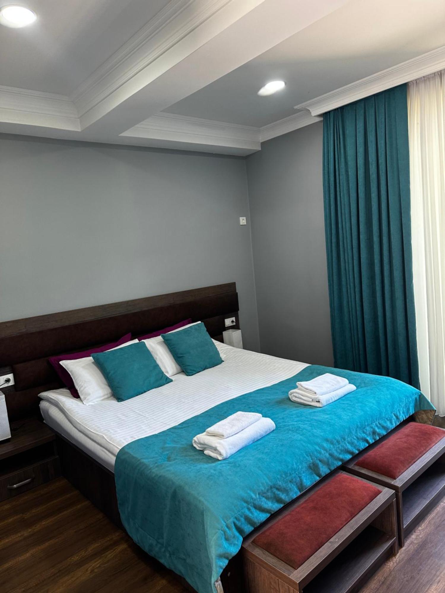 Mestia 4 Season Ngoại thất bức ảnh