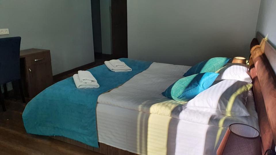 Mestia 4 Season Ngoại thất bức ảnh