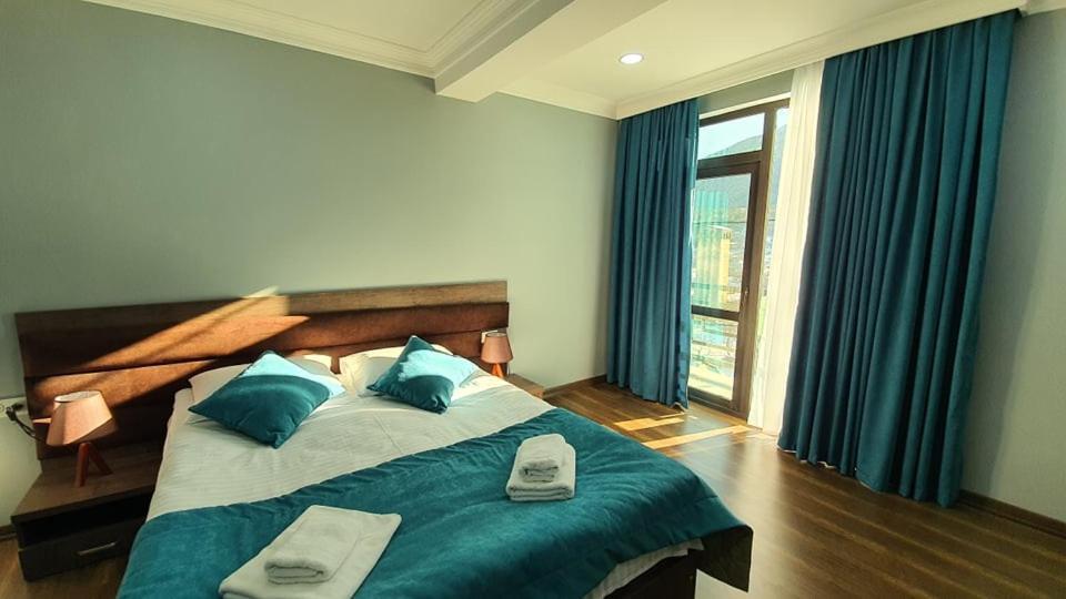 Mestia 4 Season Ngoại thất bức ảnh